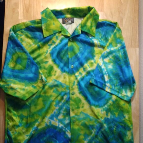 Vintage Pop Icon Trippy Psychedelic Tie Dye Polyester Disco Shirt - Picture 2 of 8